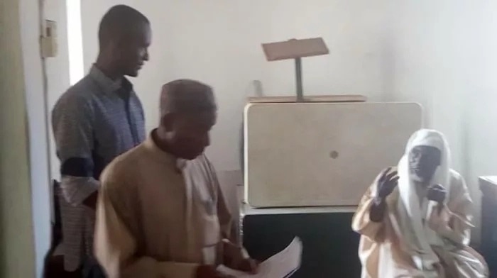 От Эммануила до Мустафы: Нигериец принимает Ислам
