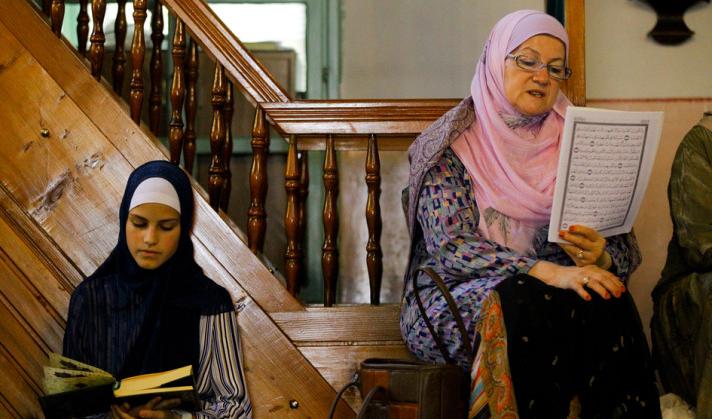 6 Ways the Qur'an Impacts the Muslim Women