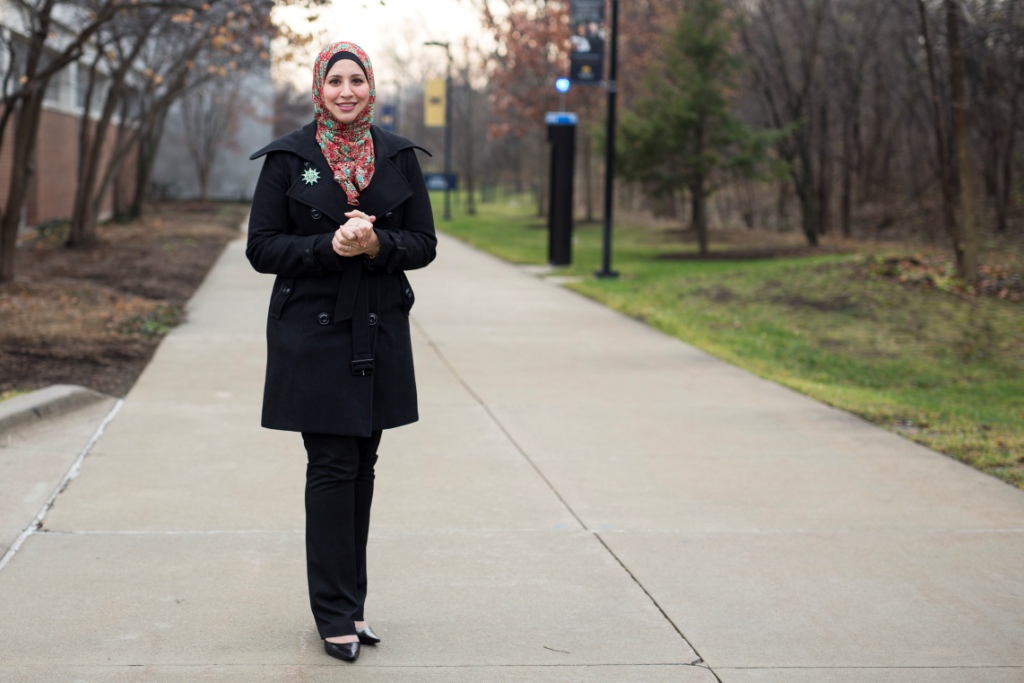 How Does a Muslim Woman Cope with Practical Life
