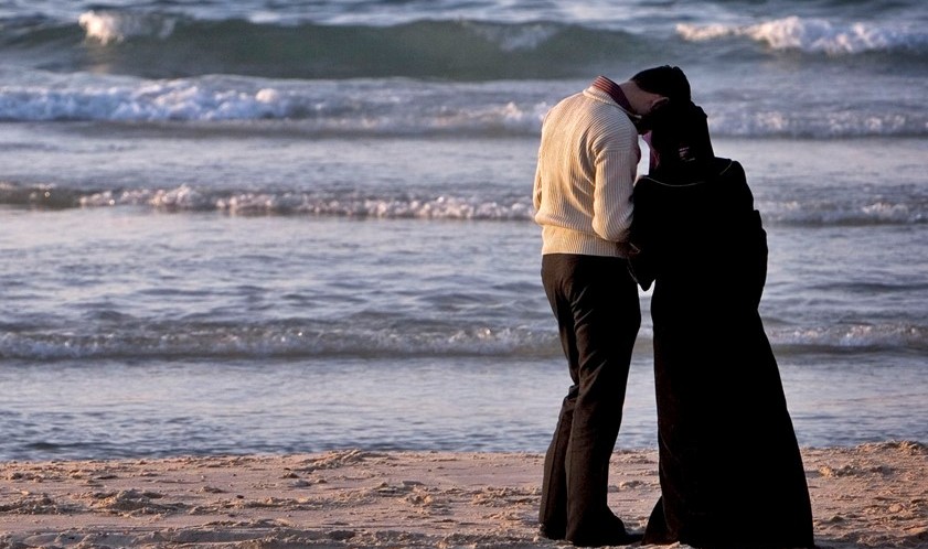Can a Married Couple Live Separately in Islam?