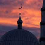 What Is the Ideal Time of `Isha' Prayer