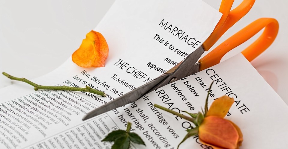 Wife's Suggestion: Marriage & Affair or Divorce?