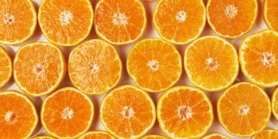 Fresh oranges --- Image by © Sprint/Corbis
