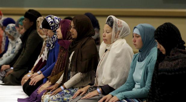 Did the Prophet (PBUH) Discourage Women's Visits to Mosque? - About Islam