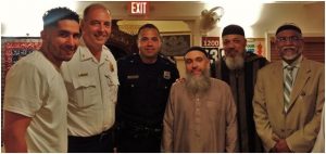 US Muslims Use Ramadan to Counter Hate_3