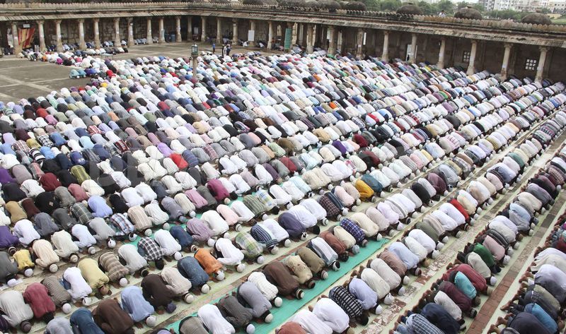 Having Classes at the Same Time of Friday Prayer: What to Do?