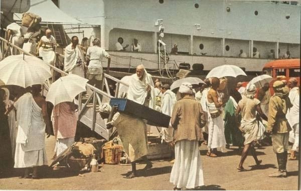 How Did Hajj Look Like in the Old Days (Watch)