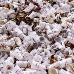France becames 1st country to ban all plastics - About Islam