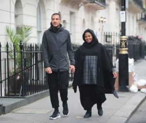 Janet Jackson Dons Islamic Hijab_1