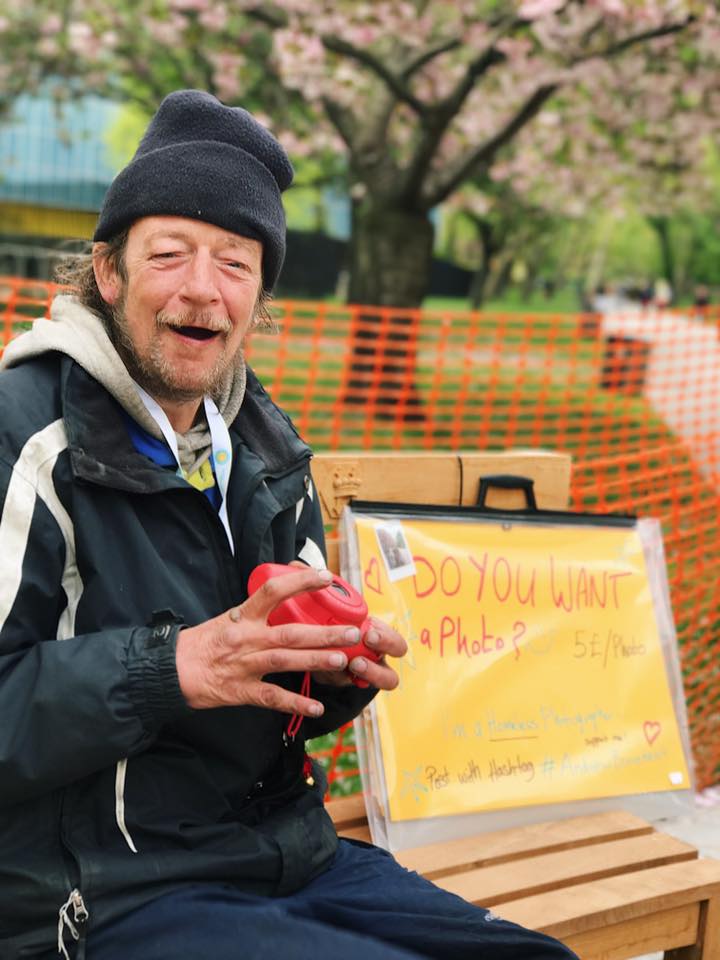 This American Muslim Lady Gave a Homeless Man a Job - Wonderful Story - About Islam