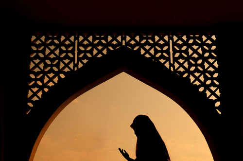 Can I Hug My Husband while Fasting?
