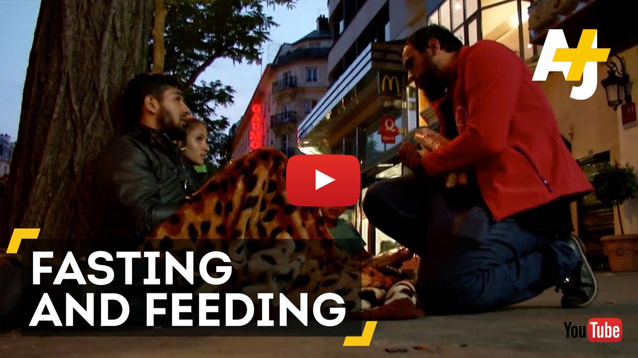 Helping Homeless People During Ramadan In Paris