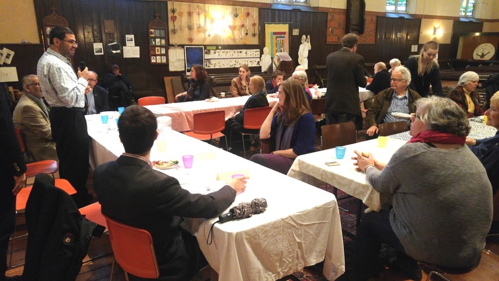 Toronto Church, Mosque Share a Meal-1