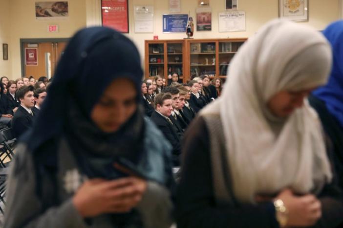 US Muslim Students Reach Out to Neighboring Schools - About Islam