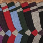Should Women Wear Socks When Praying?