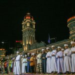Taraweih Prayers in some mosques around the world