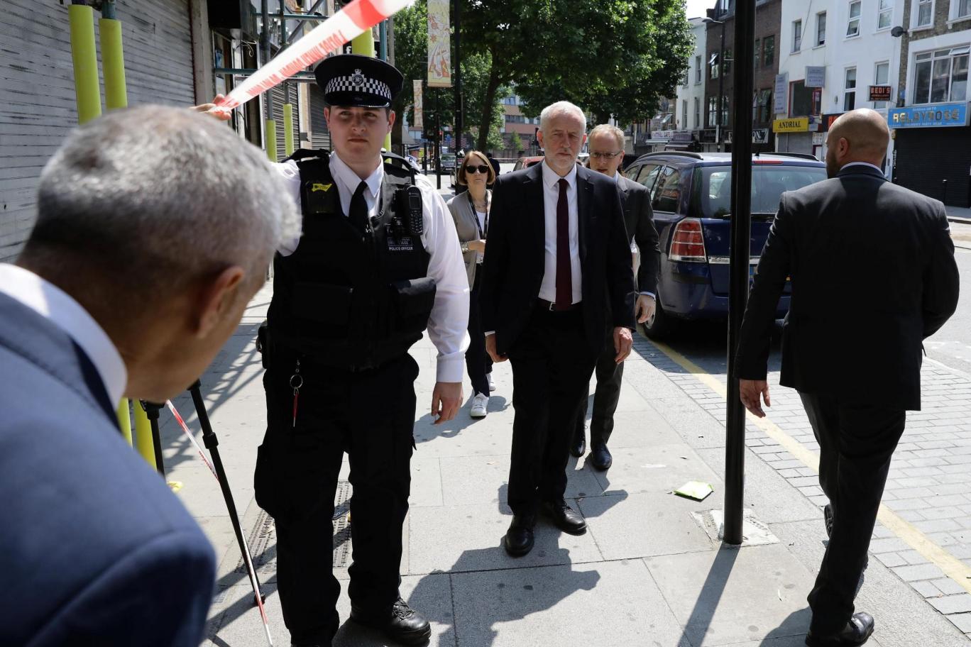 Theresa May, Jeremy Corbyn Visit Finsbury Mosque - About Islam