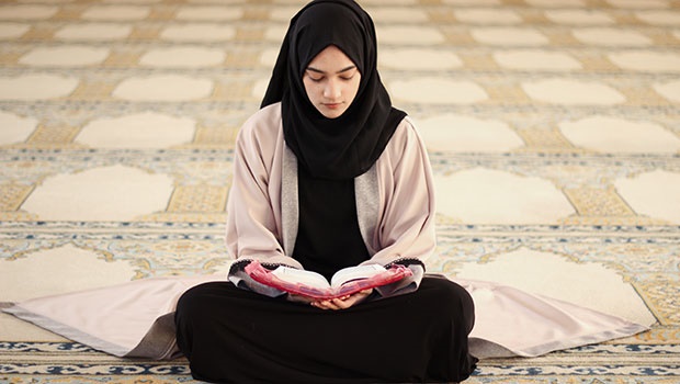 How to Help Daughter Find Peace in Islam? | About Islam