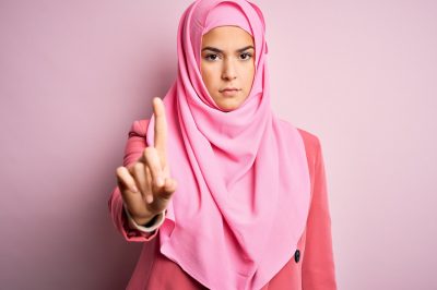 5 Tips for New Muslims to Face Islamophobic Bullying & Intimidation
