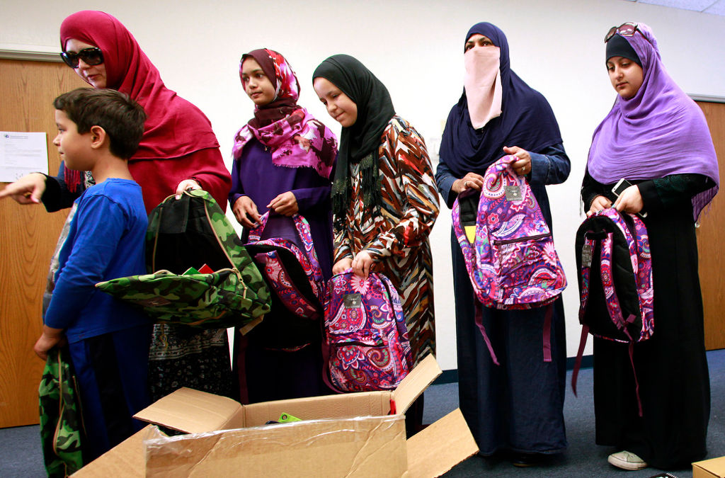 US Muslim Group Offers Students Free School Supplies - About Islam