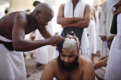 Multiple Intentions While Performing Hajj: Permissible?
