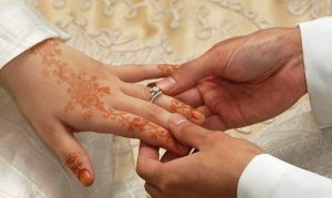 Delaying Marriage: Pros and Cons