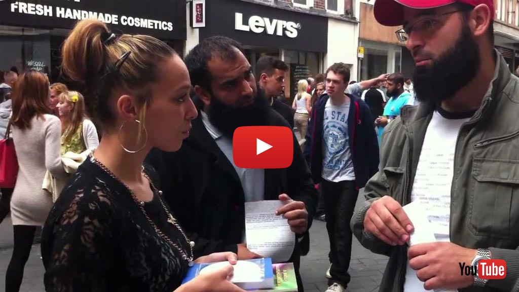Girl Accepts Islam On The Streets!