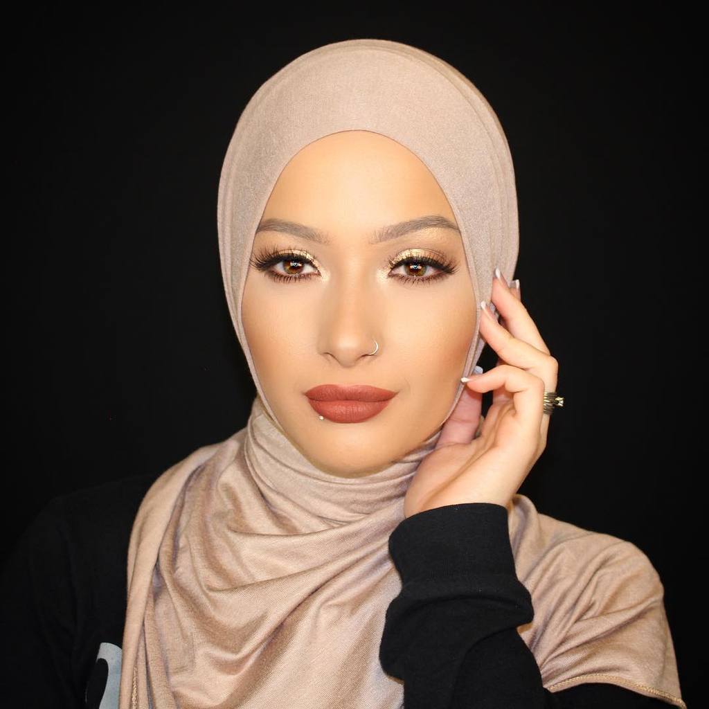 The 28 Most Influential Hijabi Bloggers to Follow - About Islam