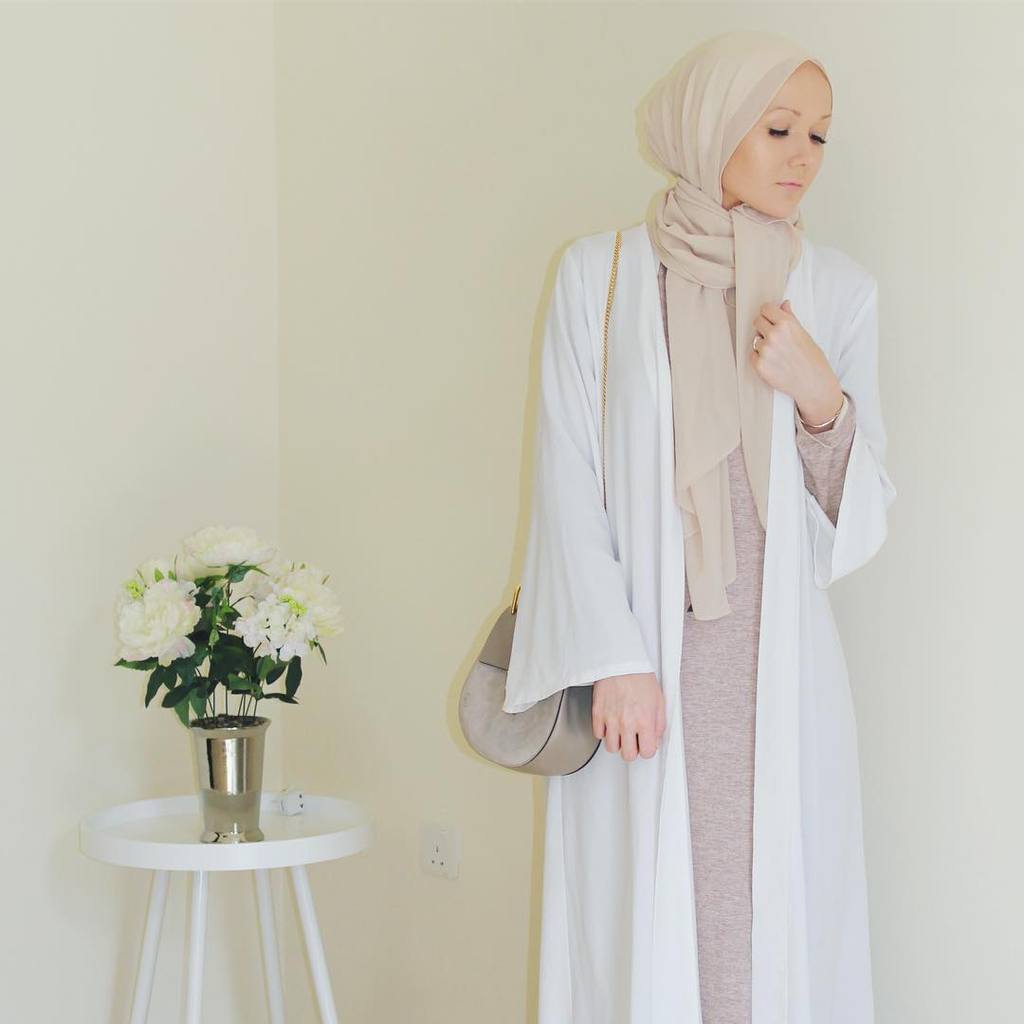 The 28 Most Influential Hijabi Bloggers to Follow - About Islam