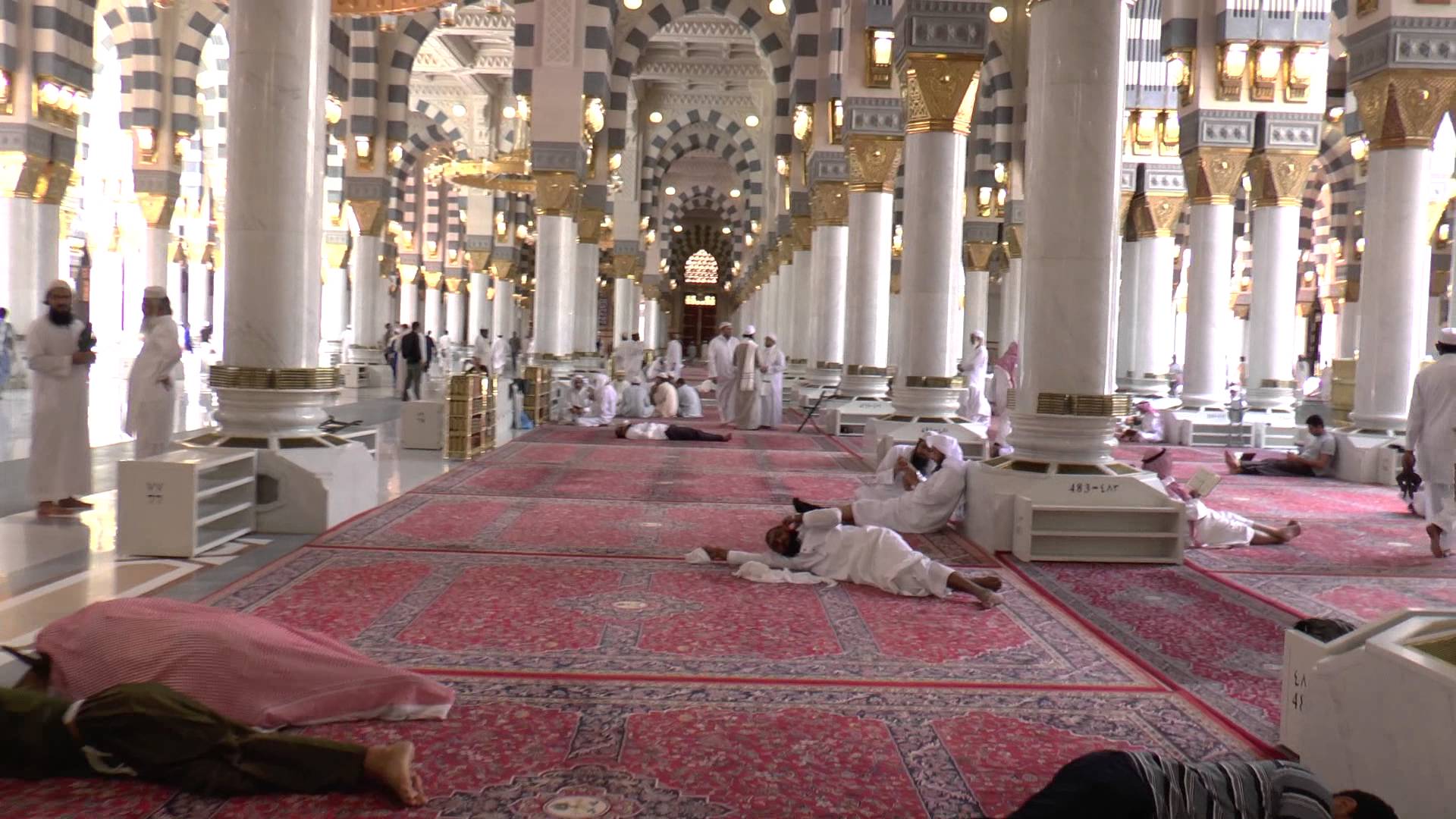 Madinah Masjid Al Nabawi Interior About Islam
