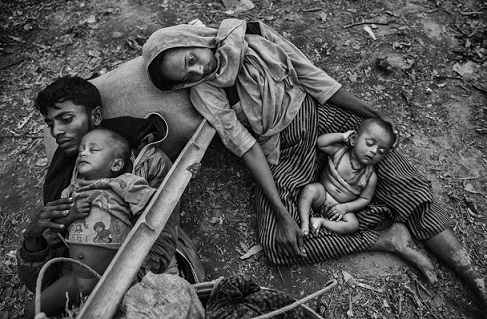 Rohingya Refugees - Tragic Photos of the Desperate Journey - About Islam
