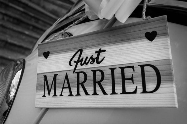 Can I Marry a Girl without Seeing Her?