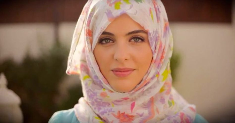 What Really Makes Women Convert to Islam?