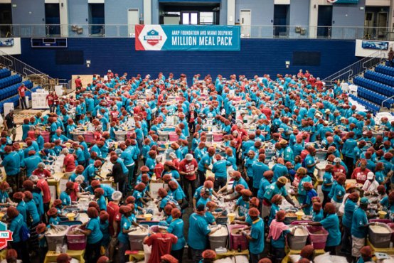 Muslim Families Help Pack Million Meals in South Florida - About Islam