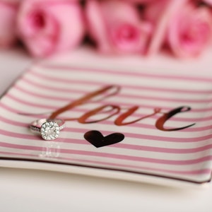 Maximum Time to Live Away from Your Wife in Islam