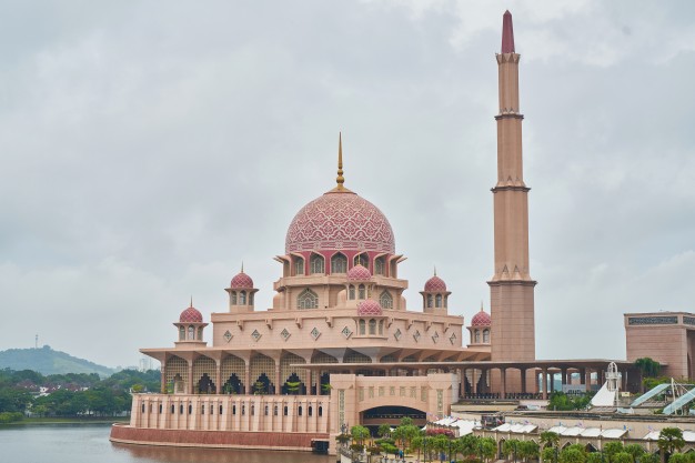 Can You Pray at Home Instead of Going to Mosque?