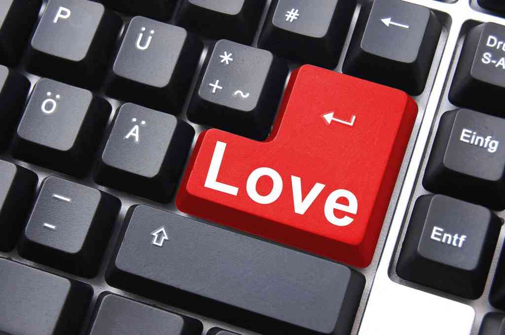 I Met Someone Online & Want to Marry Him