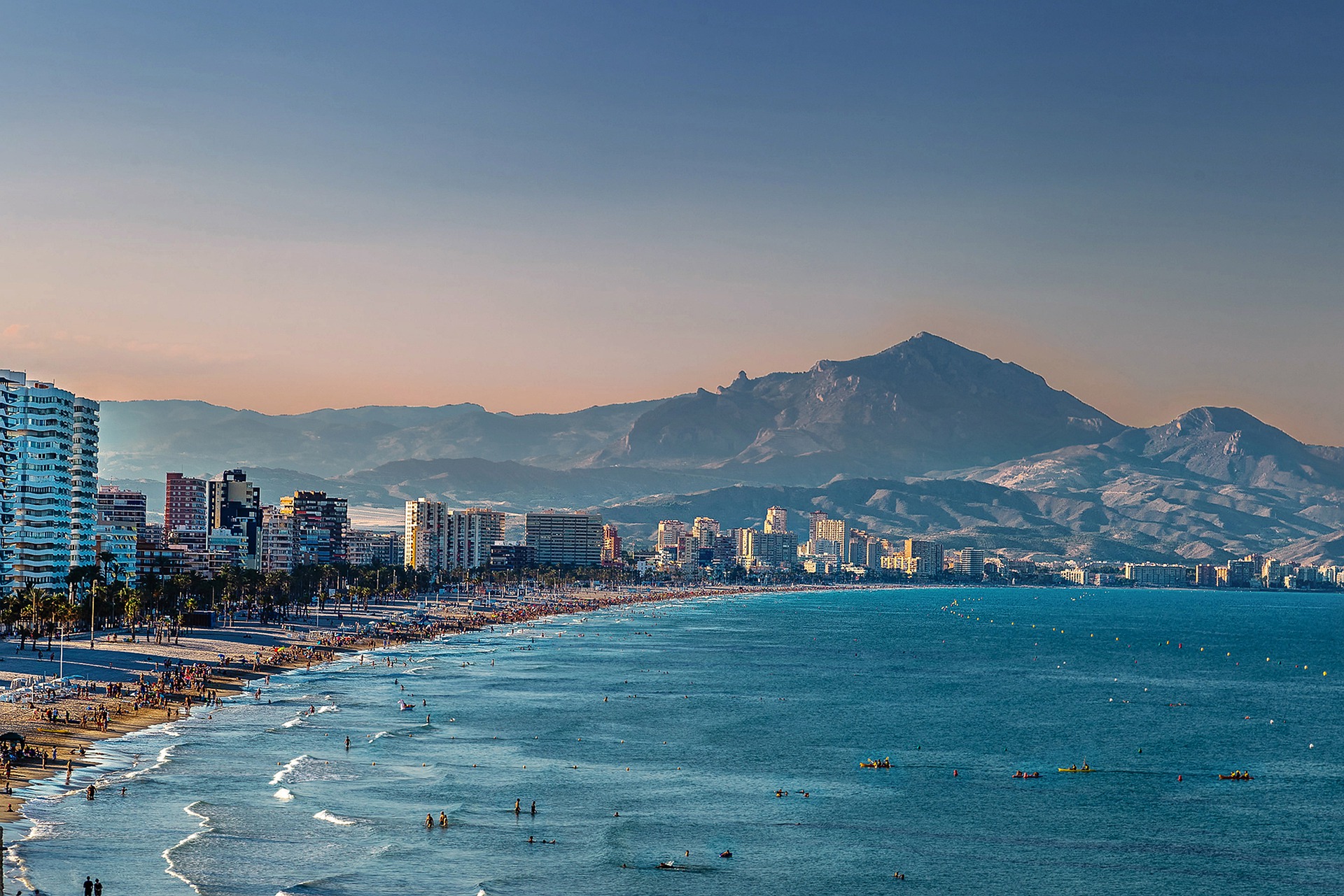 Alicante. Аликанте Испания. Аликанте море. Побережье Аликанте Испания. Коста Бланка.