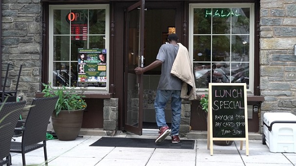 Muslim Restaurateur Feeds Thousands of Homeless - About Islam