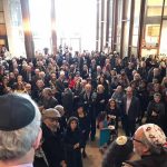 Muslims Form Rings of Peace Around 7 Synagogues in Toronto - About Islam