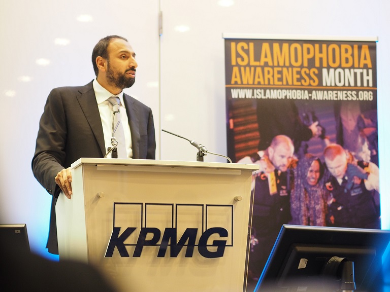 KPMG Leads the Way for Muslims, Minorities in the UK - About Islam