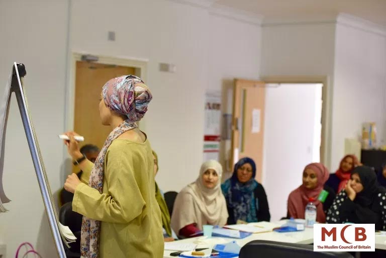 British Mosques Train Women for Senior Roles