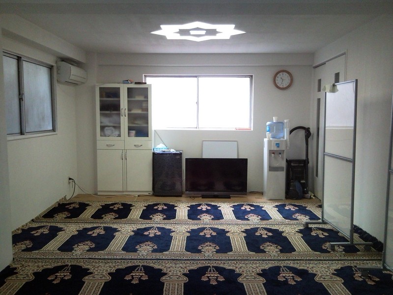 More Muslim Prayer Rooms Open in Japan - About Islam