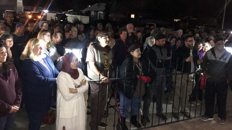 Faith Groups Hold Vigil at US Mosque Targeted by Islamophobic Attack - About Islam
