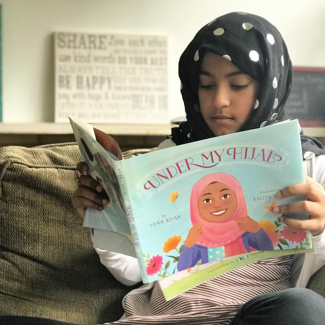 Muslim Author Inspires Teens, Educates Non-Muslims on Hijab - About Islam