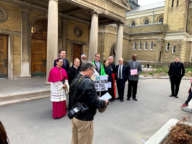 Canadians Hold Rings of Peace and Interfaith Vigils for Sri Lanka Victims - About Islam