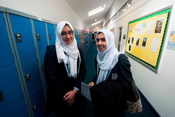 Ofsted Rates Blackburn's Islamic School Students Outstanding - About Islam