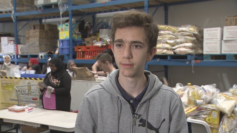 Launching Food Drive for Needy, Canadian Muslims Combine Giving with Fasting - About Islam