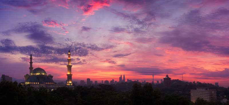 Allah Doesn't Need Us! - Surah Fatir (Verses 15-24)