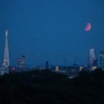 From Australia to UK, People Enjoy Half Blood-Moon Eclipse - About Islam